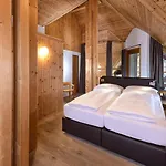 Schweizerhof 1 Apartamento Lenzerheide